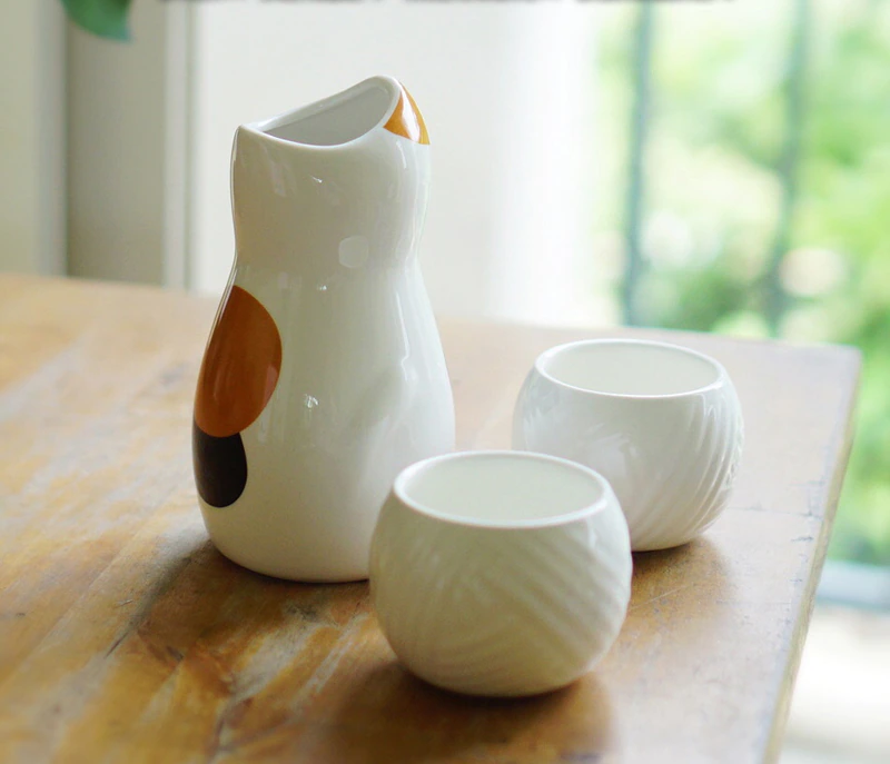 Lucky Cat Sake Set Nomi