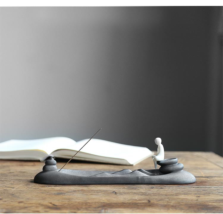 Incense Tsundoku (2 Models)