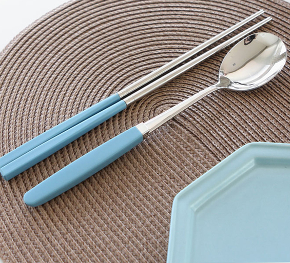 Chopsticks and Spoons Set Akaro