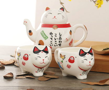 Lucky Cat Tea Set Aino
