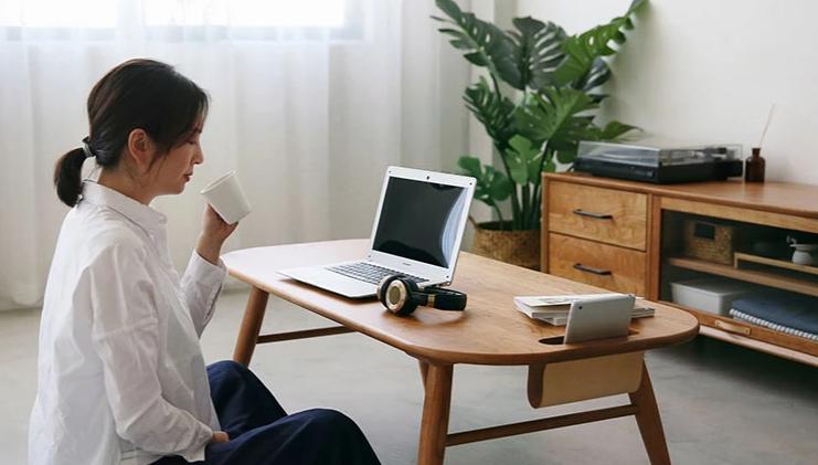 Table Chie ( 2 colors and with or without drawers)