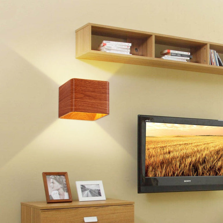 Wall Lamp Anzu