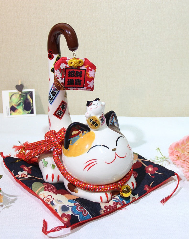 Maneki Neko Sanpō - Japanese Maneki Neko - My Japanese Home