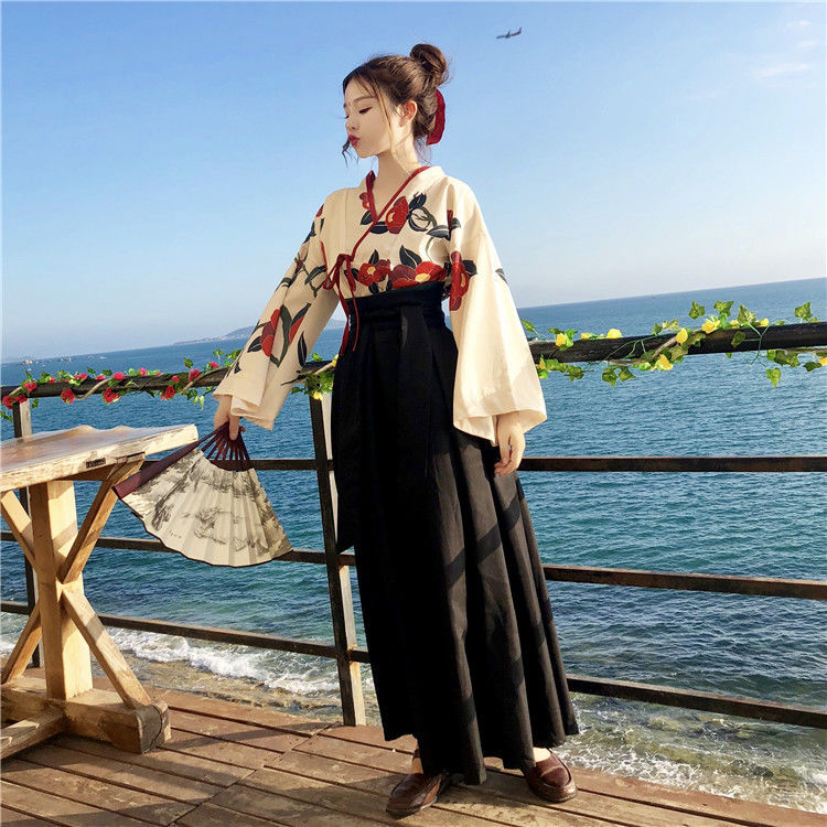 Kimono Itsuki