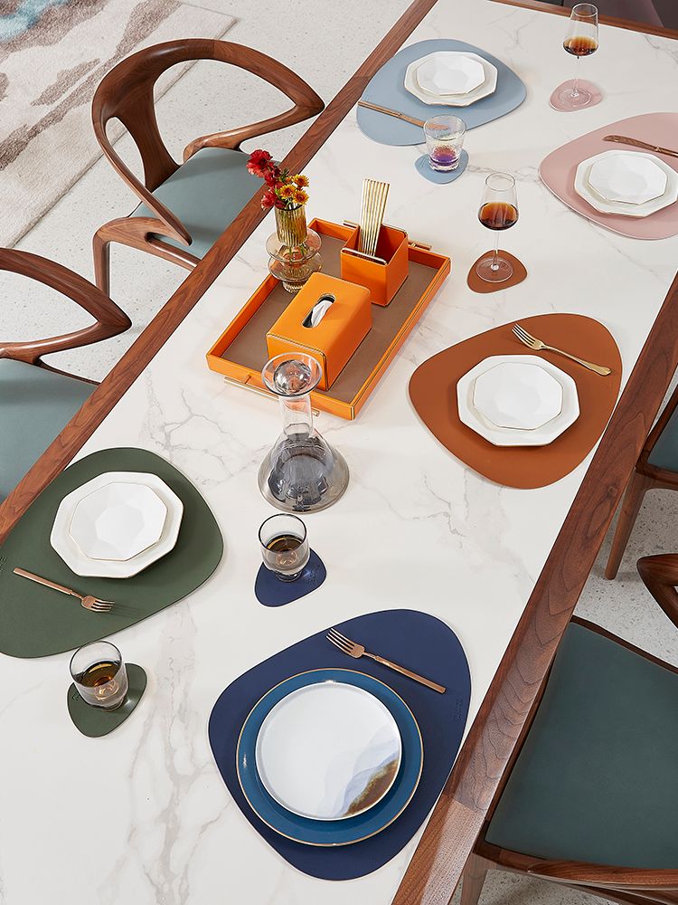 Table Mat Dai