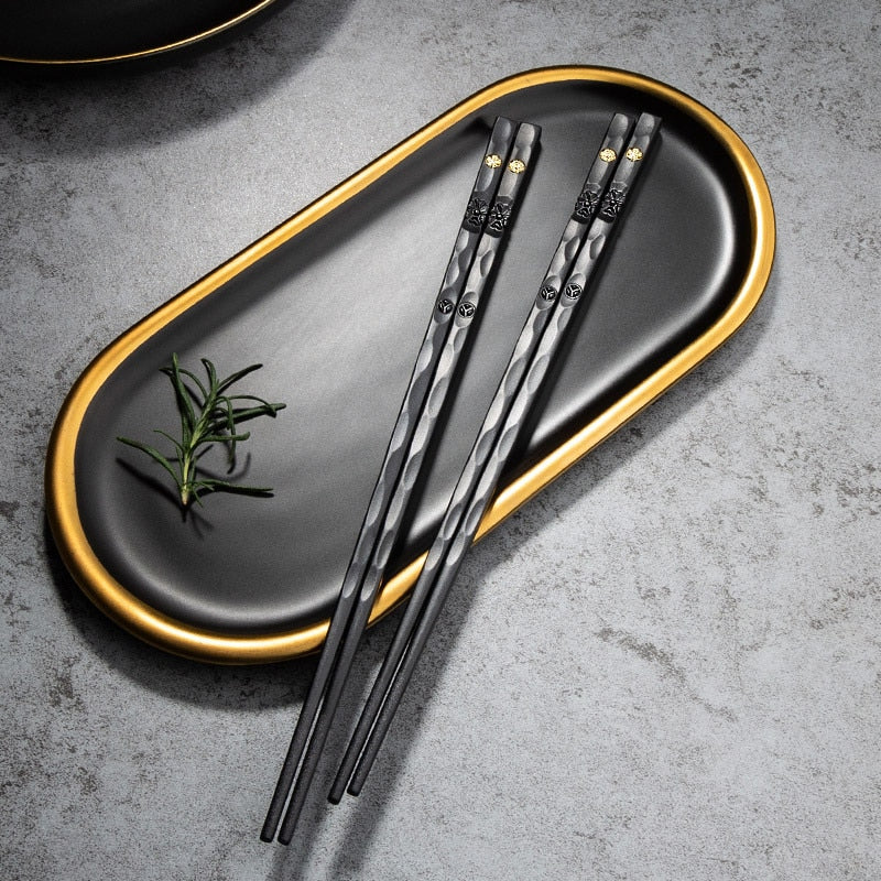 5 Pares de Palillos Akina