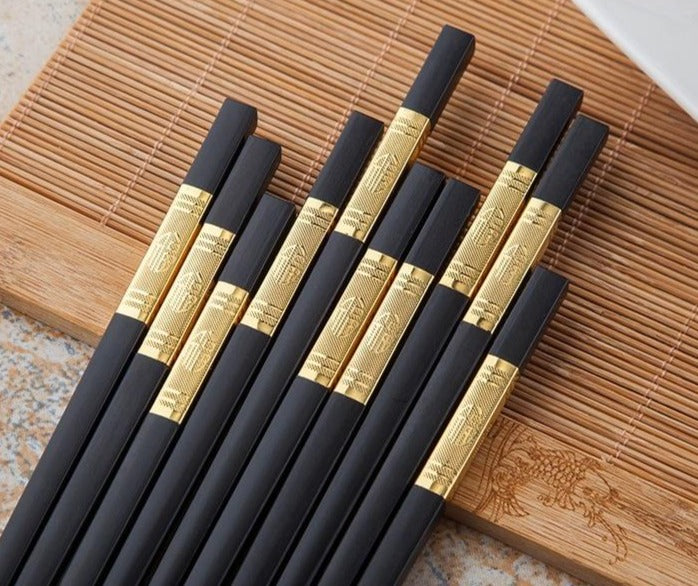 10 Pairs of Chopsticks Akiko