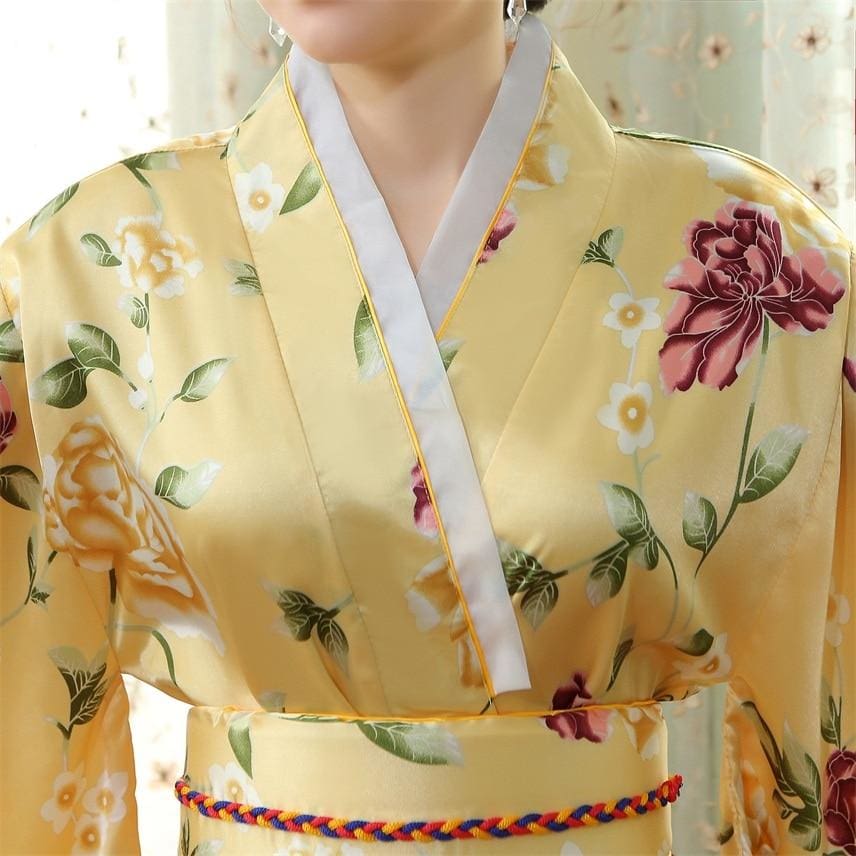 Woman Kimono Yuna - Kimonos