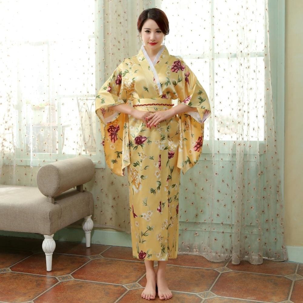 Woman Kimono Yuna - Kimonos